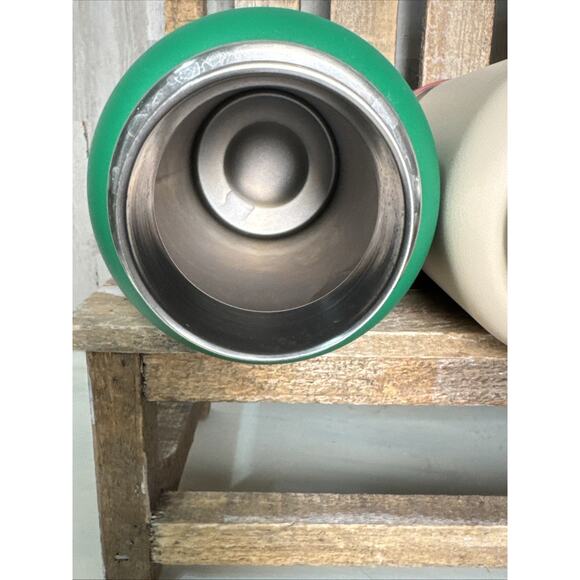 Set Of 3 Limited Edition 32oz Hydro Flask Escape Series Water Bottles - Picture 6 of 16